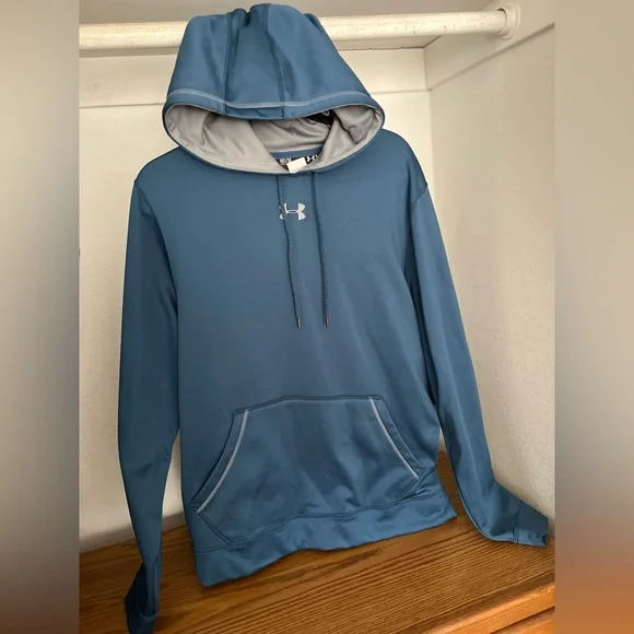 Under Armour hooodie (M) - Picture 2 of 4